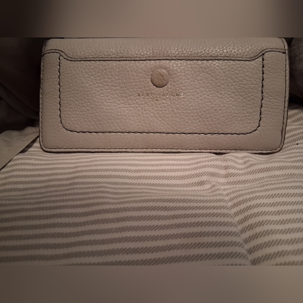 New With Tags Marc Jacobs Gray .Wallet